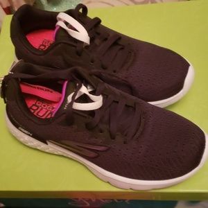 Sketchers Shoes Brand new